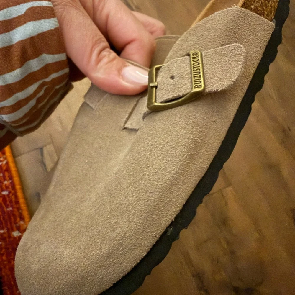 RUZUS Suede Slip-On Clog Mules in Light Taupe